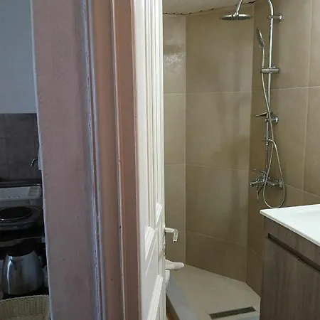 Ξενοδοχείο με διαμερίσματα Pantheon