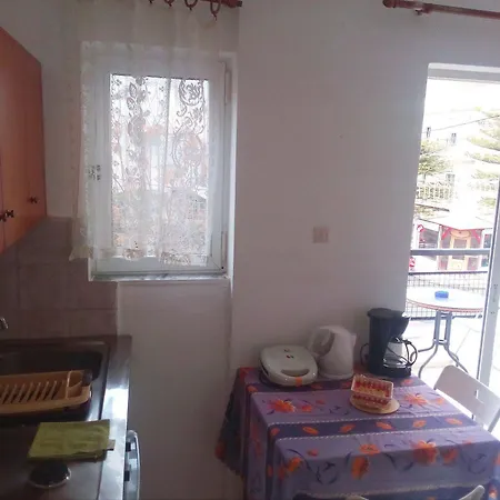 Pantheon Aparthotel 4*