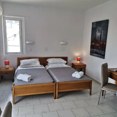 Pantheon Aparthotel 3*