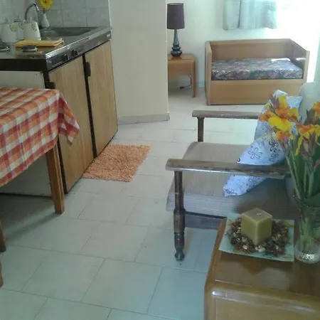 Aparthotel Pantheon 3*